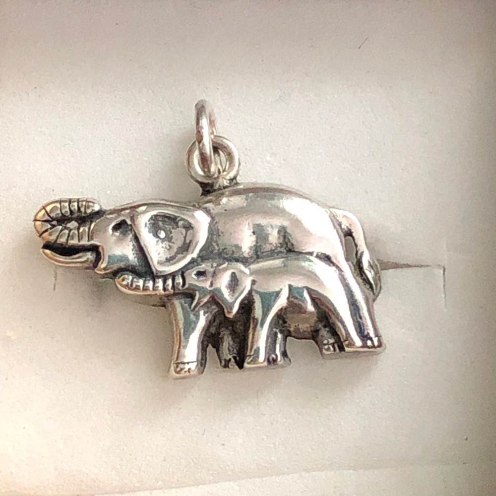 Vintage Mommy & Baby Elephant Sterling Silver solid Pendant.